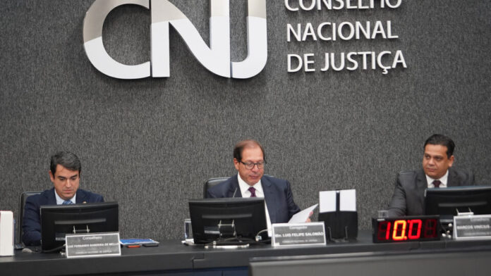 CNJ omisso reforça poder de Moraes cometendo erros jurídicos