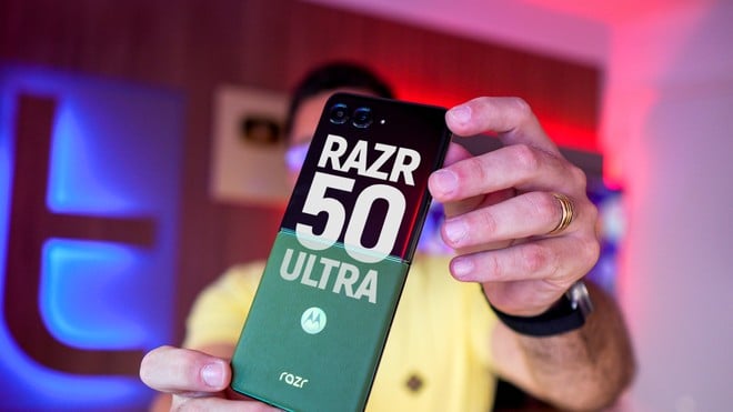 Razr 50 Ultra: celular dobrável Motorola traz boa tela, som e bateria | Análise / Review