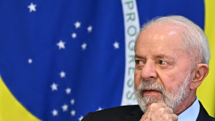 AGU notifica YouTube para remover desinformação sobre saúde de Lula