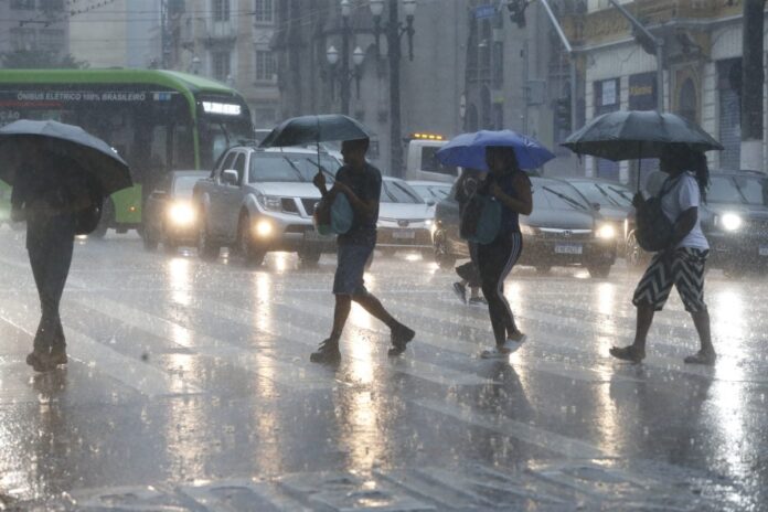 Natal tem previsão de chuvas fortes em quase todo o país – Sociedade – CartaCapital