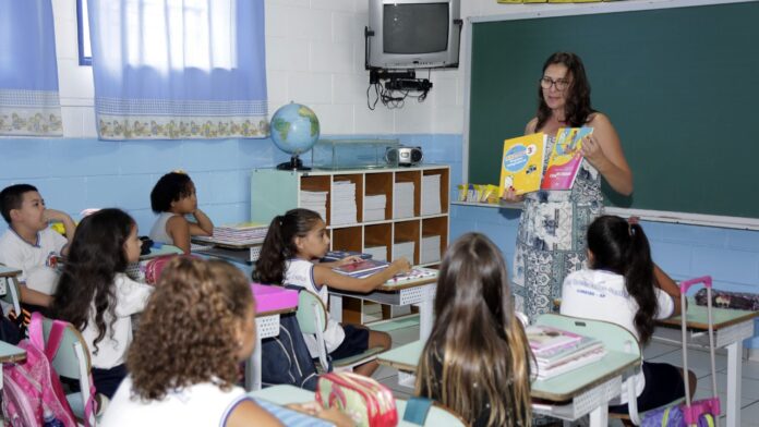 Aulas na rede municipal de Limeira retornam nesta terça-feira