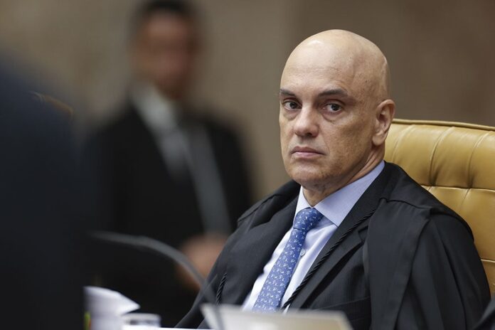 Defesa do X diz a Moraes que vai pagar multa de R$ 8,1 milhões – Justiça – CartaCapital