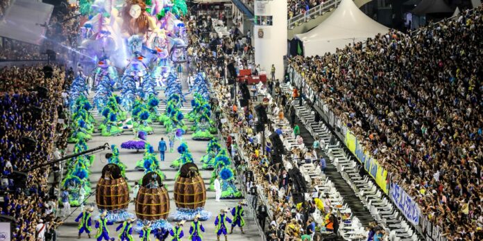 Carnaval paulistano tem prévia nesta sexta com desfile de blocos