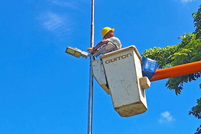 Limeira adota tecnologia LED em praças e rotatórias; 350 pontos serão beneficiados