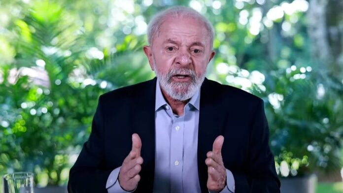 Lula diz que Congresso ou STF precisam regular redes sociais contra “canalhice”